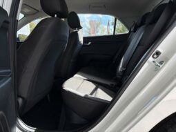 
										KIA Rio full									