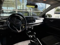 
										KIA Rio full									