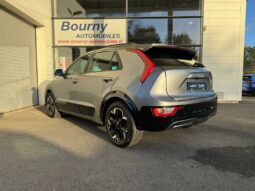 
										KIA Niro full									