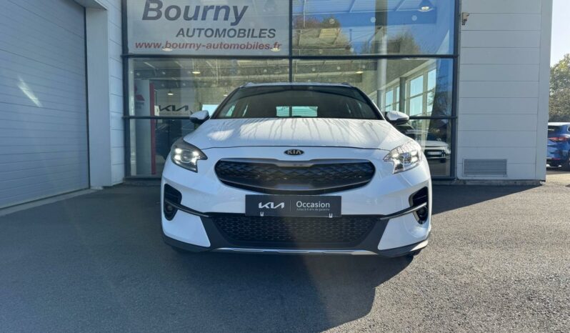 
								KIA XCeed full									