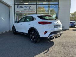 
										KIA XCeed full									